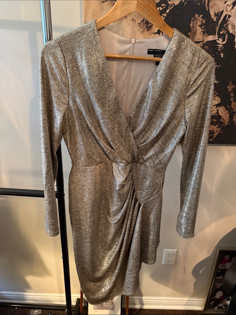 Maggy London Silver Metallic V-Neck Draped Long Sleeve Dress